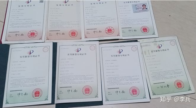 屈家发2.jpg