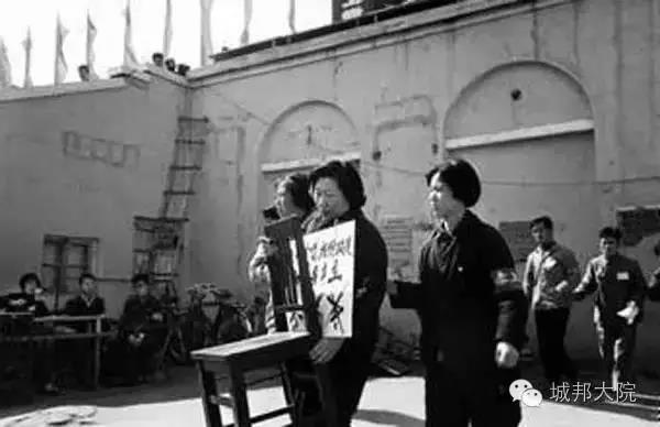 寻找当年的红卫兵07.jpg