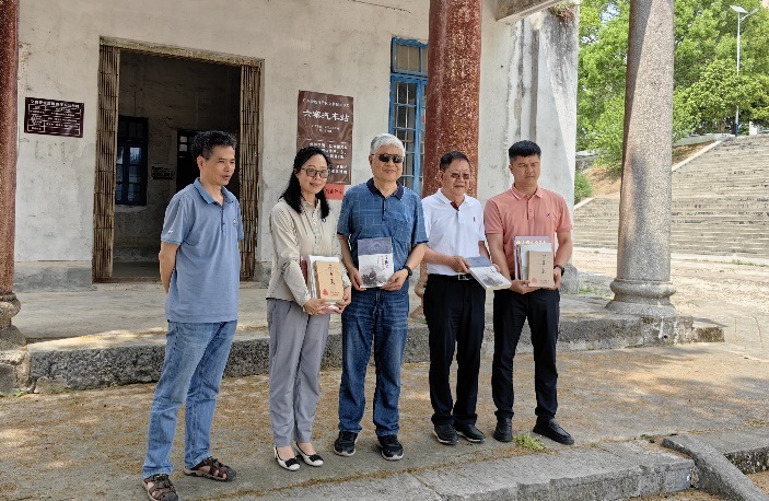 寻访父辈抗战足迹38.jpg