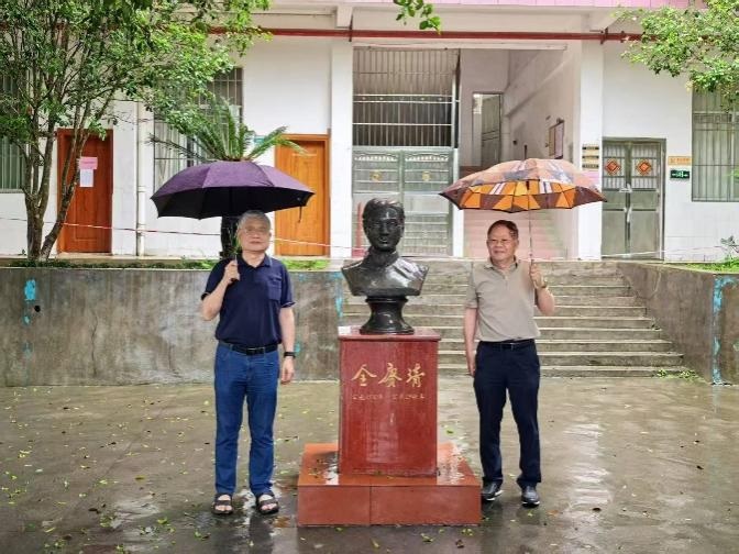 寻访父辈抗战足迹21.jpg